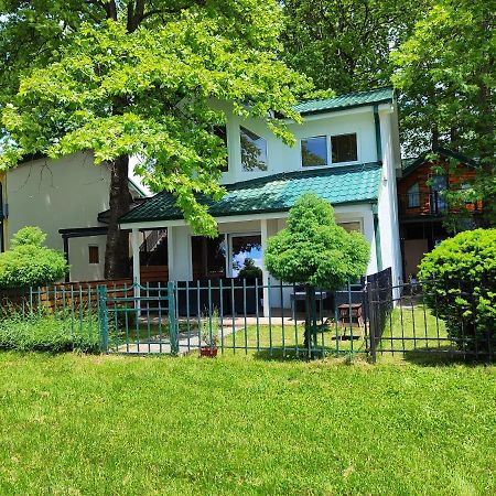 אוהריד Villa Paradiso מראה חיצוני תמונה
